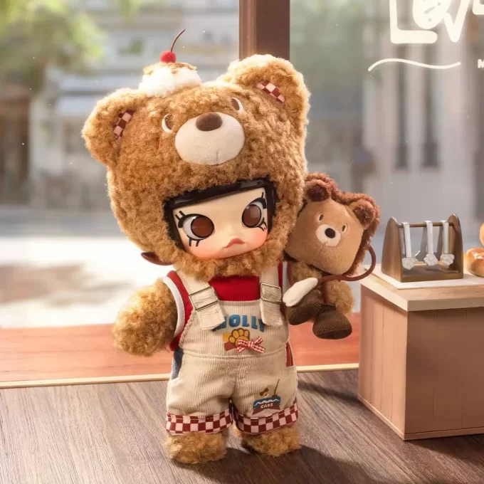 MOLLY Bear Bread 1/8 Action Figure