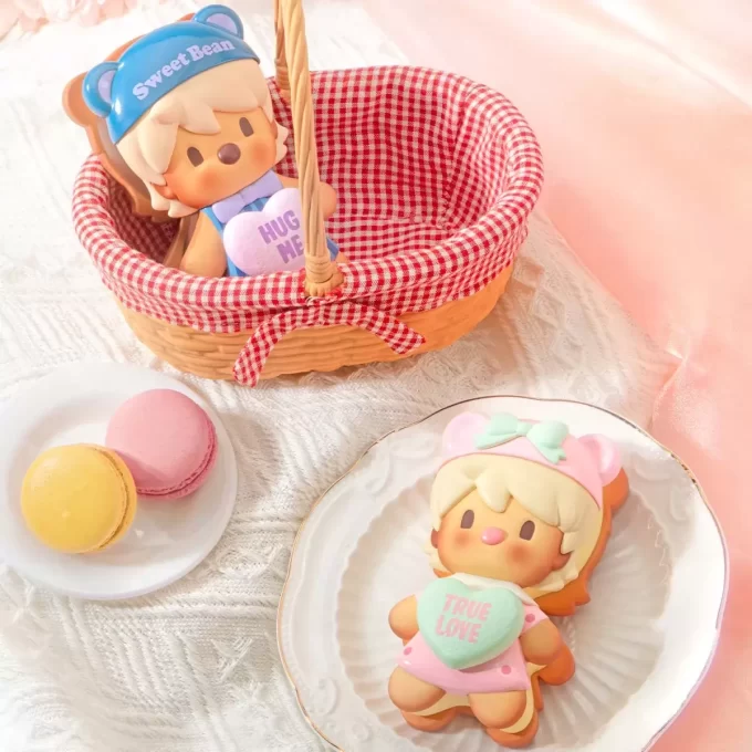Sweet Bean Cookie Basket Figurine